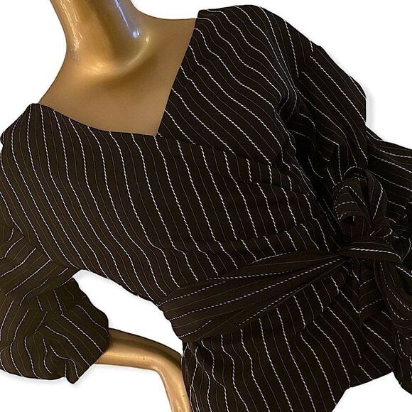 NWOT stunning Black wrap top w/ fancy balloon sleeves. Perfect LBT versatile - Picture 1 of 9